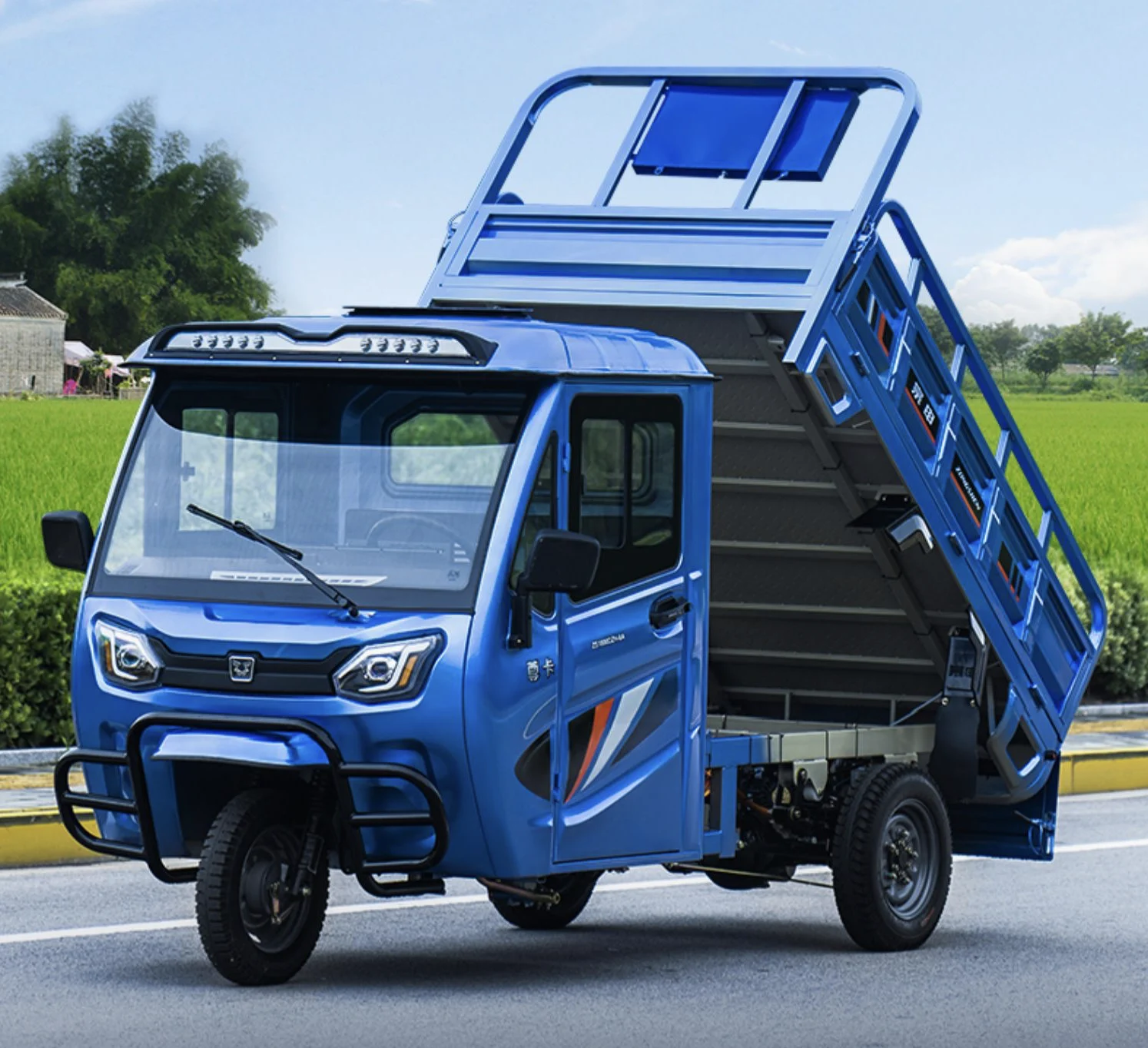 ユーティリティおよび重負荷電動三輪車