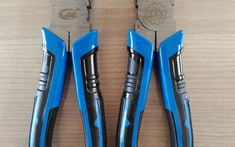 UV Flashlights wholesale flashlights category