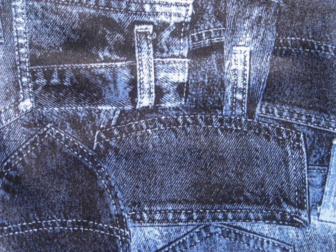 Diaper bag materials hardware and structural engineering