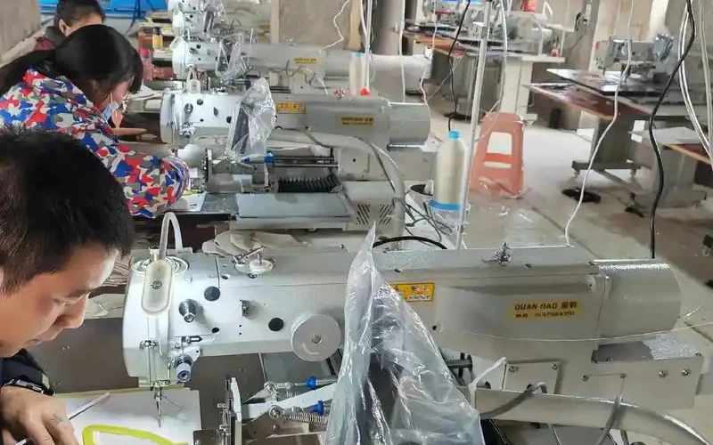 Overlock Machines industrial sewing machine sourcing from China