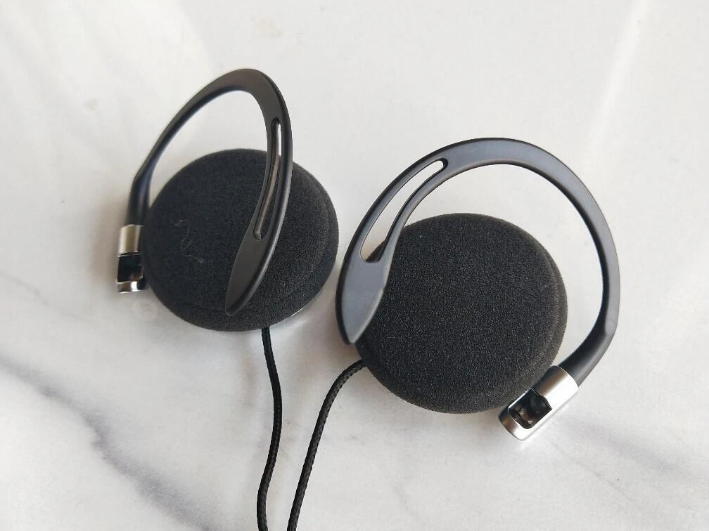 In-Ear & Sport Earphones wholesale earphones category