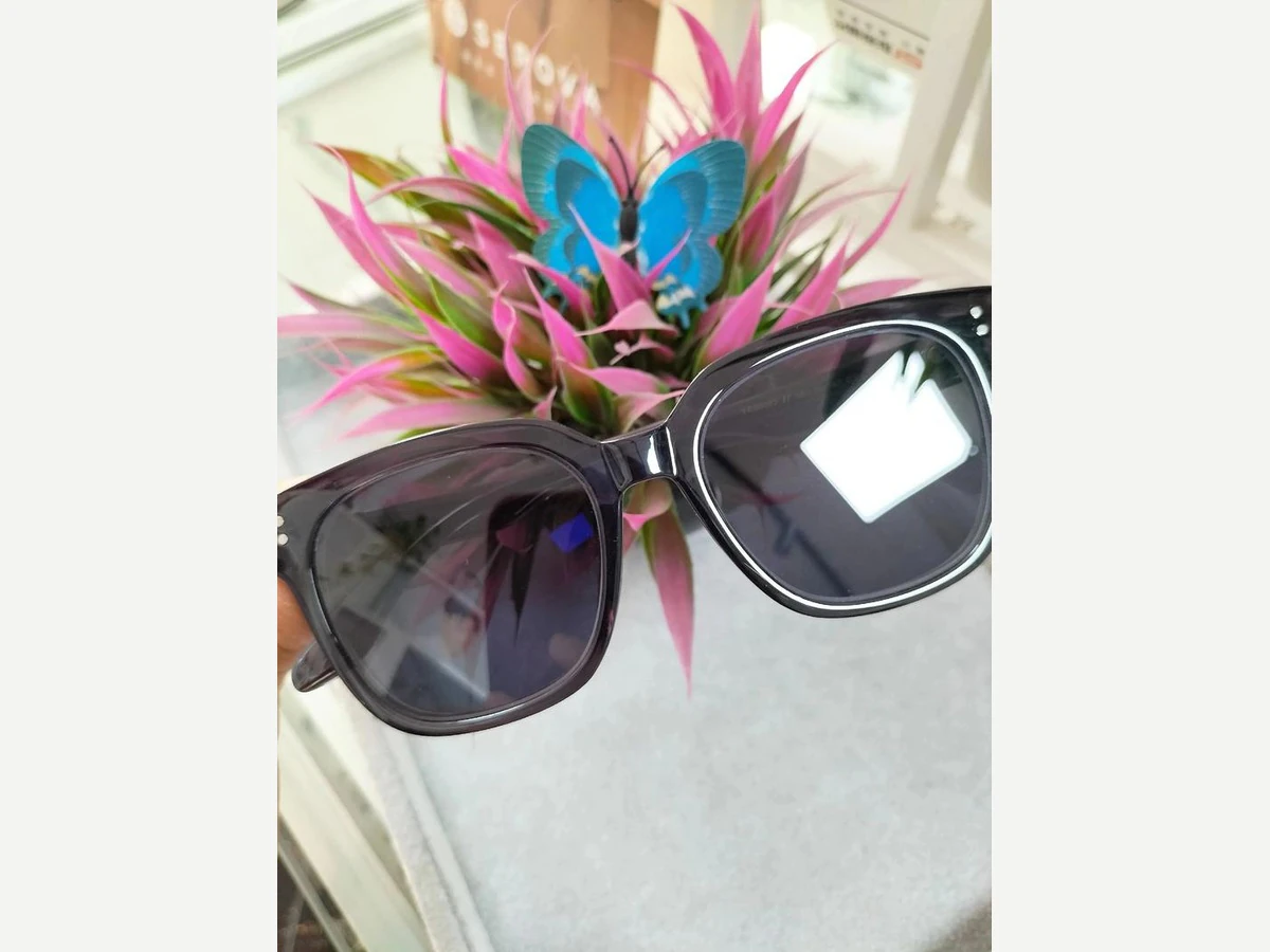 Fashion sunglasses product